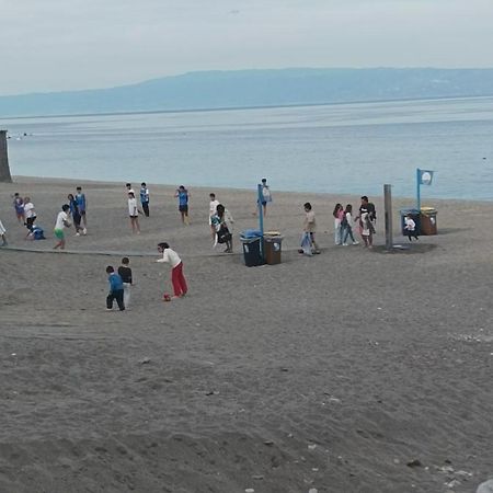 Vacanza Taormina Mare Mazzeo Kültér fotó