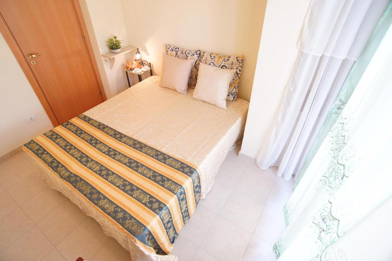 Vacanza Taormina Mare Mazzeo Kültér fotó