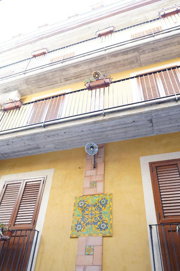 Vacanza Taormina Mare Mazzeo Kültér fotó